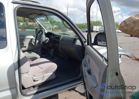 2003 Toyota Tacoma Prerunner V6 z USA, uszkodzony, nr VIN 5TESN92N83Z207683